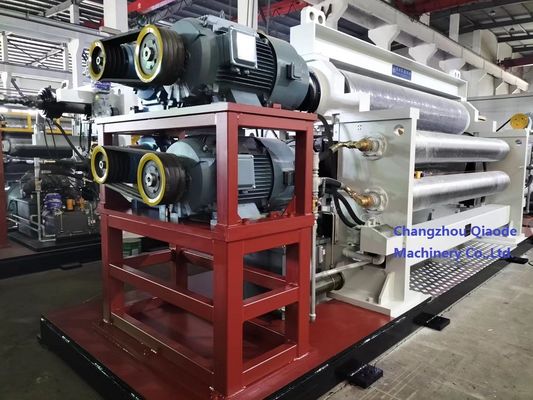 φ560×2920 Nonwoven生地の浮彫りになる機械自動550m/Min